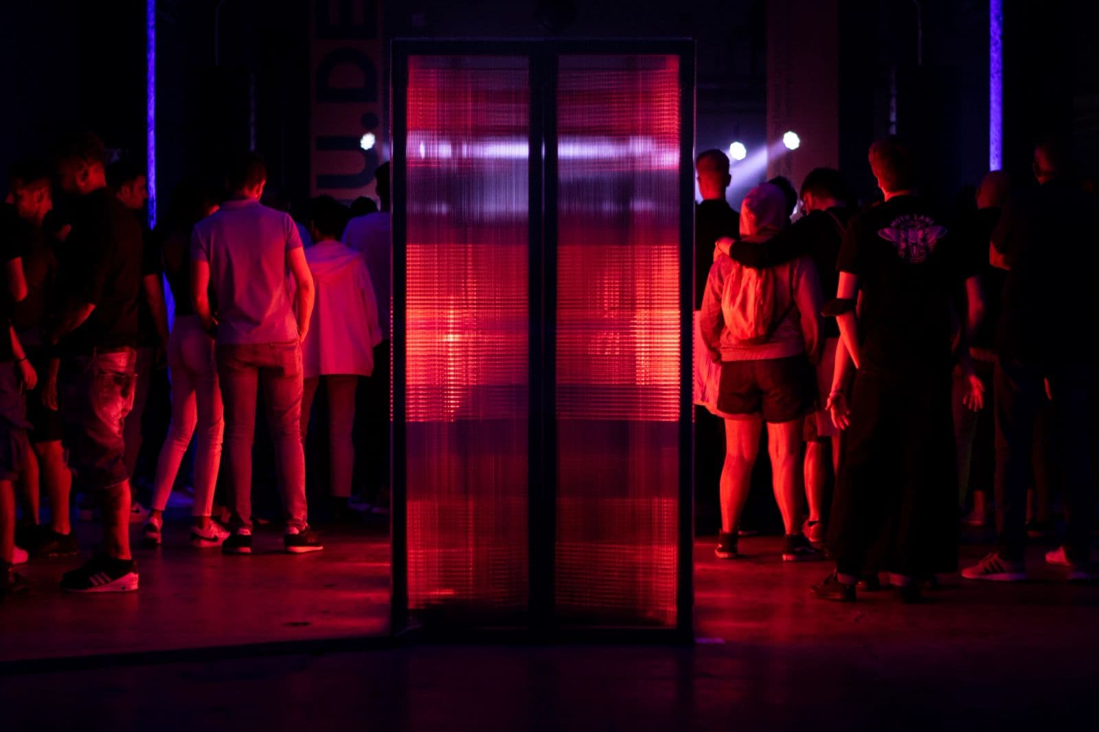 Luminous Threshold — Spazio Fase