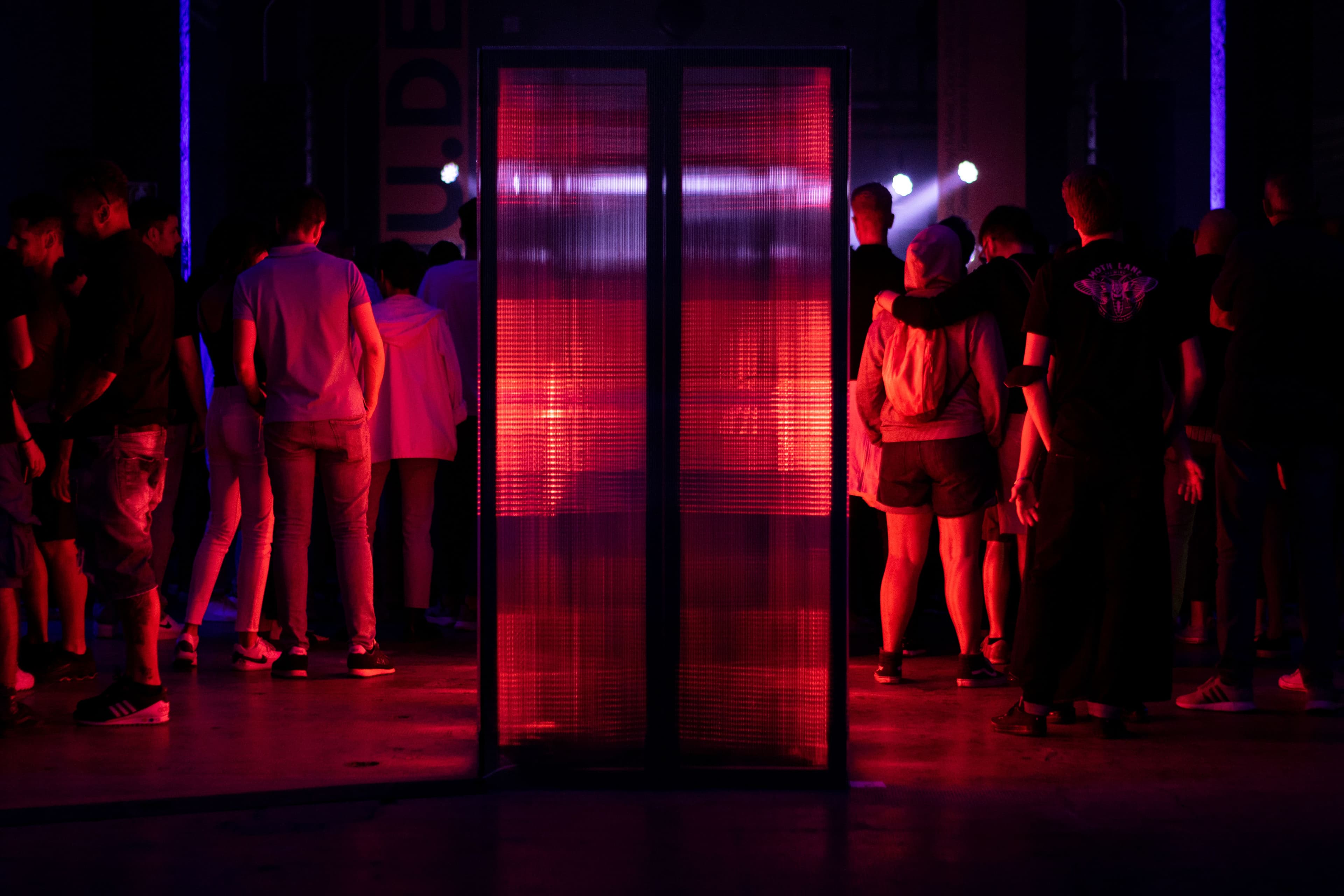 Luminous Threshold — Spazio Fase